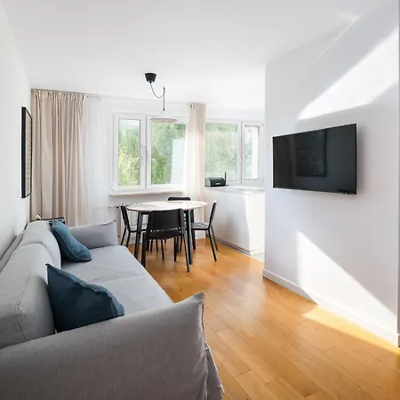 Metro Stoklosy 2-Bedroom Apartment Warsaw Exterior photo