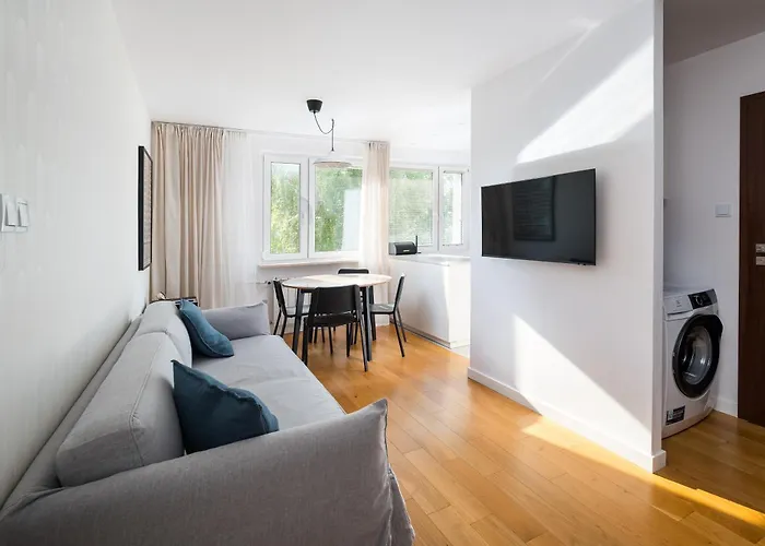 Metro Stoklosy 2-Bedroom Apartment