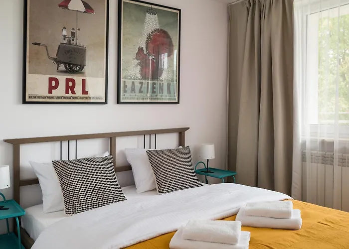 Metro Stoklosy 2-Bedroom Apartment
