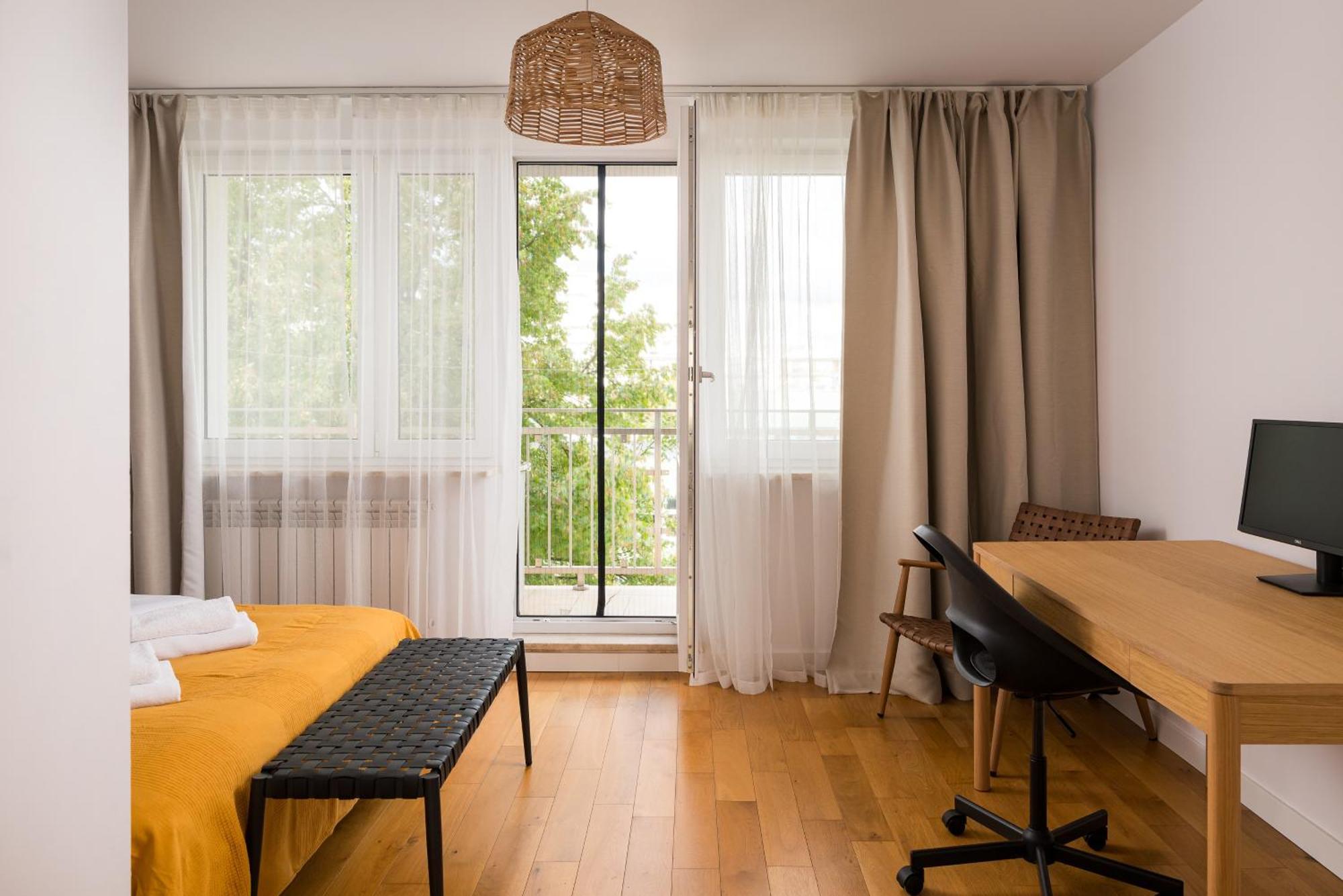 Metro Stoklosy 2-bedroom Apartment Warsaw
