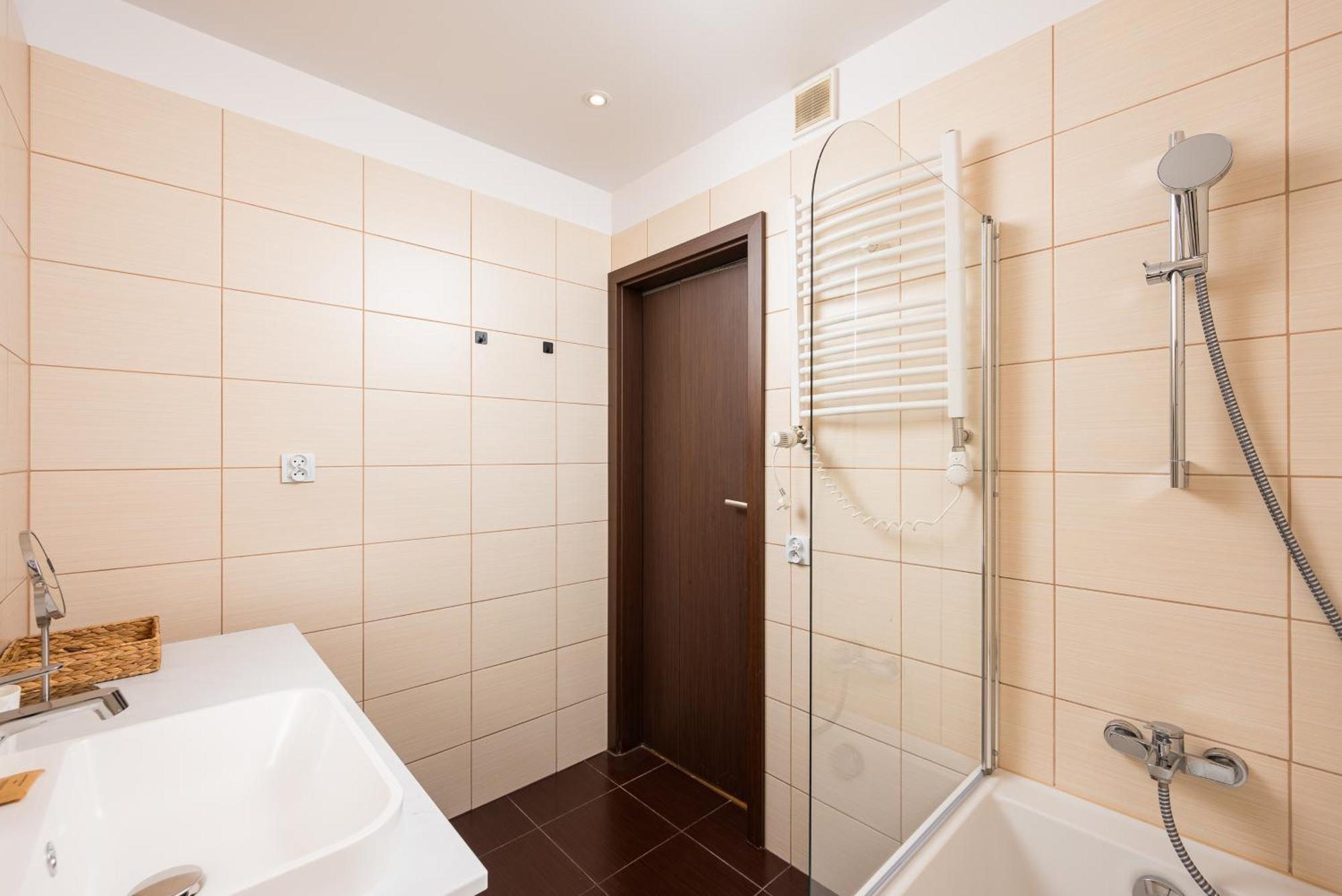 Metro Stoklosy 2-bedroom